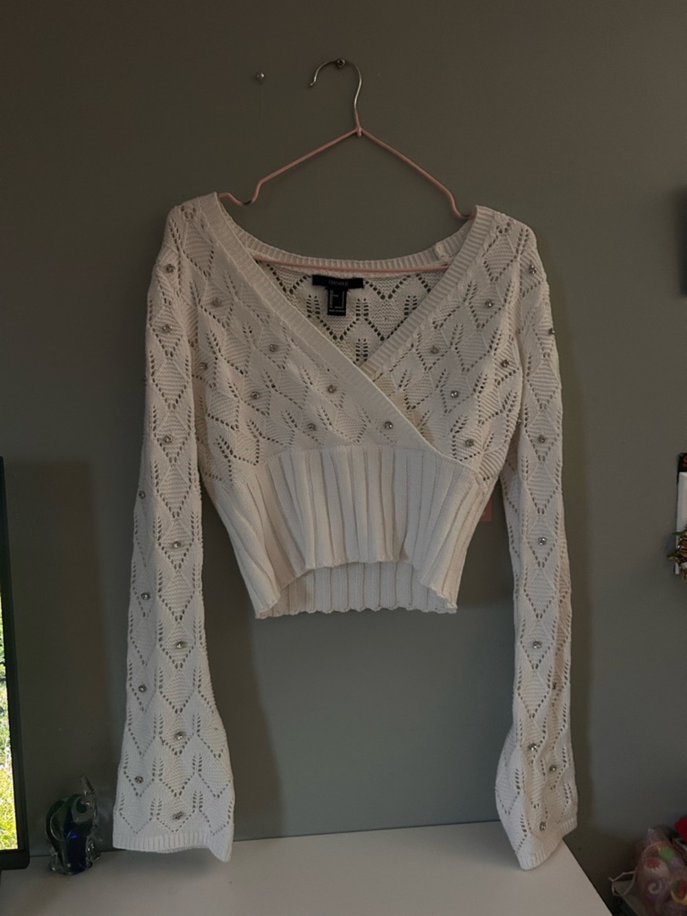Forever 21 White  Crochet cropped Sweater